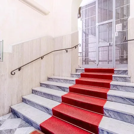 Appartamento Guesthost - Cozy Retreat Near Historic Center Genova